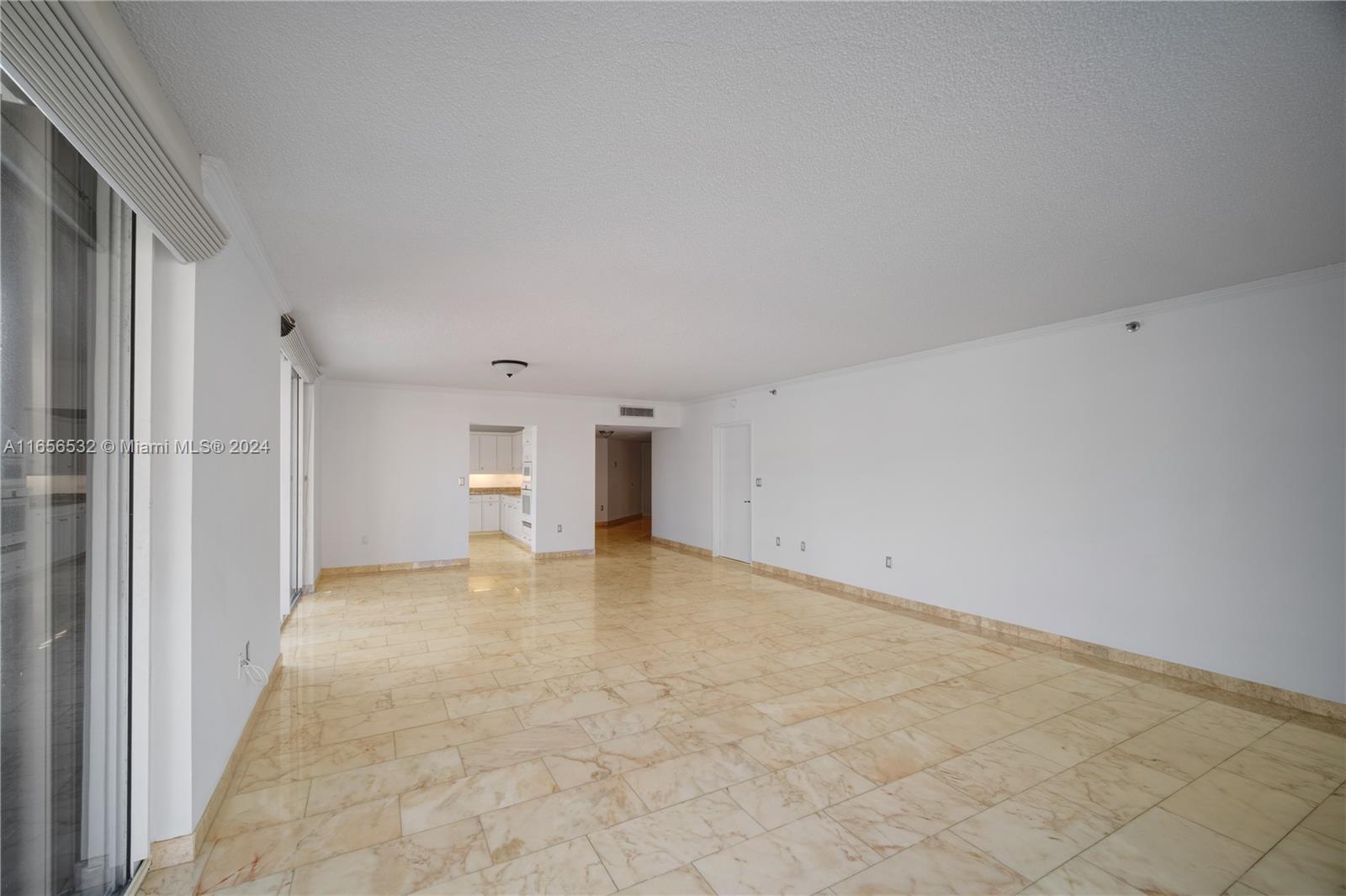 8855 Collins Ave #2D, Surfside FL 33154