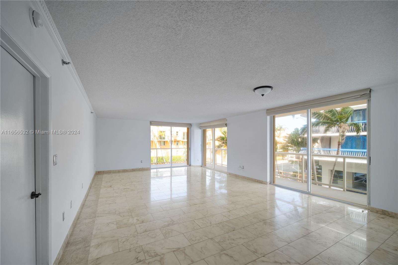 8855 Collins Ave #2D, Surfside FL 33154