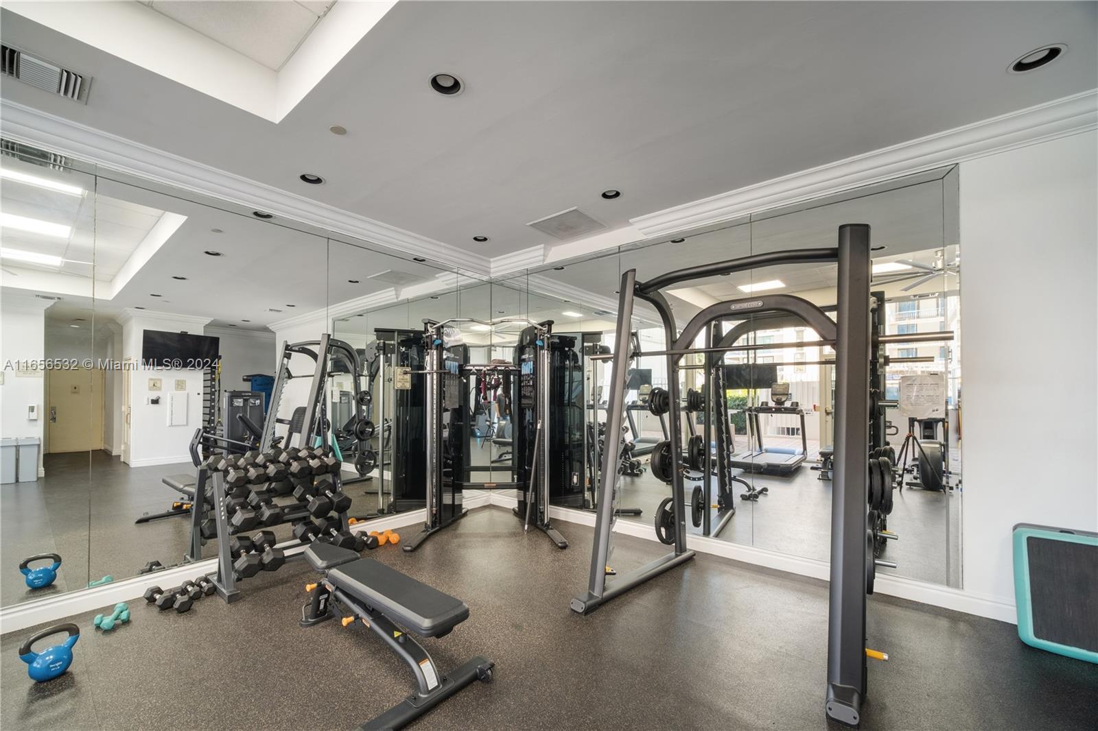 8855 Collins Ave #2D, Surfside FL 33154