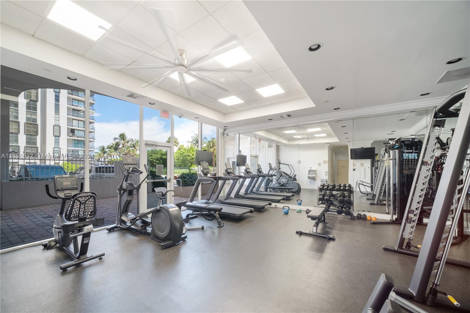 8855 Collins Ave #2D, Surfside FL 33154