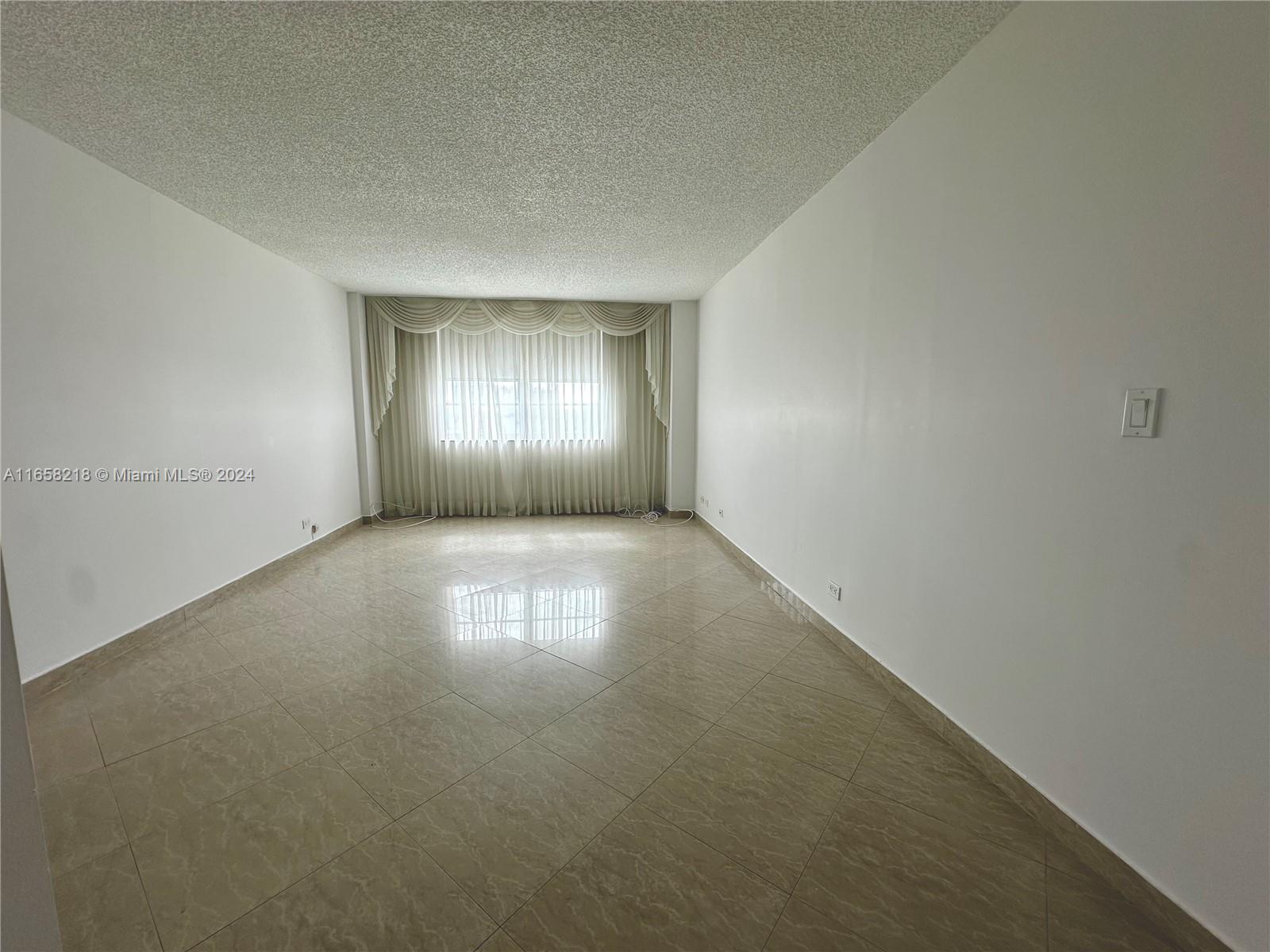 250 174th St #1719, Sunny Isles Beach, Florida image 11