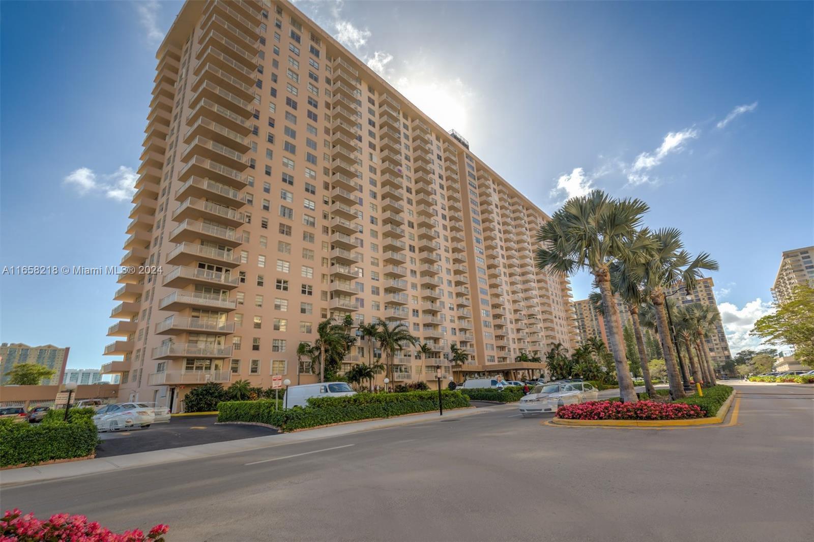 250 174th St #1719, Sunny Isles Beach, Florida image 21