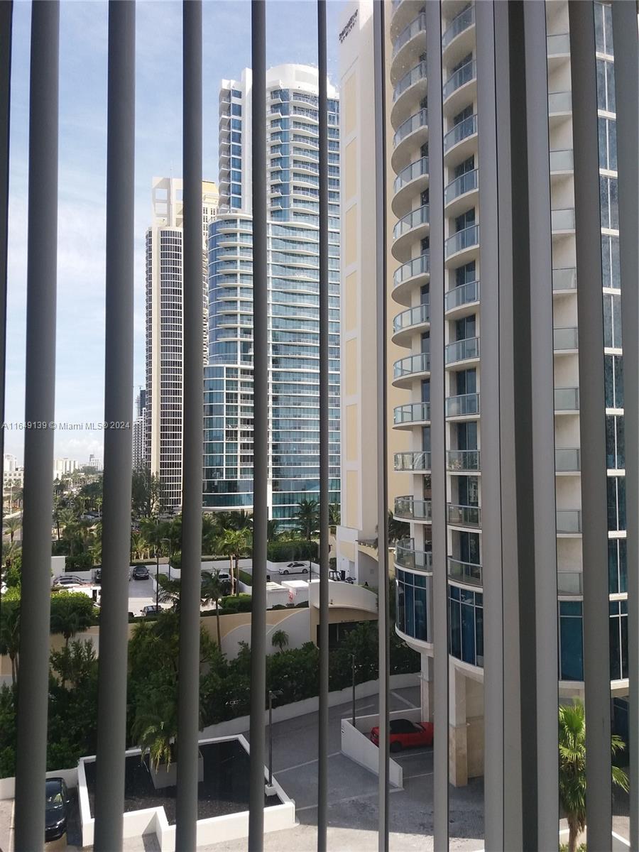 17275 Collins Ave #801, Sunny Isles Beach, Florida image 37