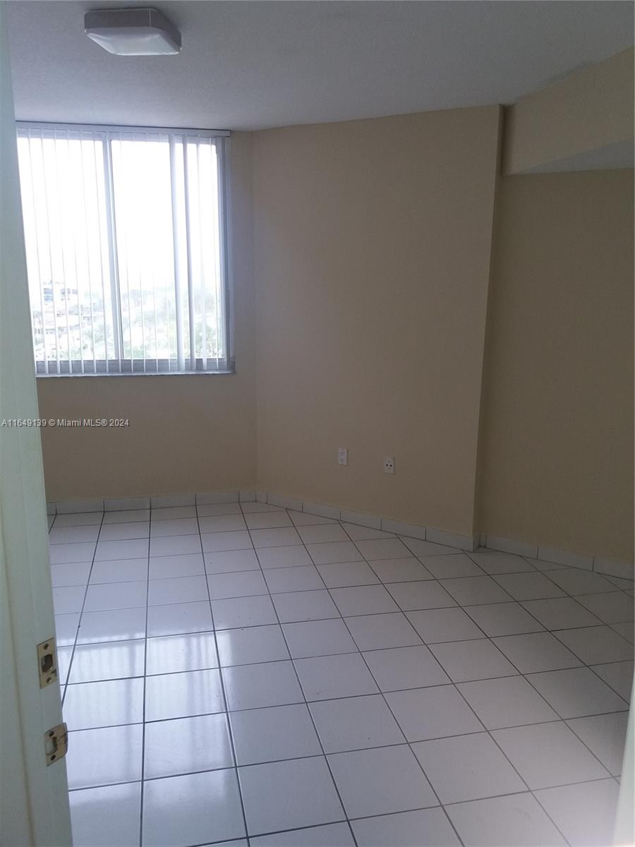 17275 Collins Ave #801, Sunny Isles Beach, Florida image 42