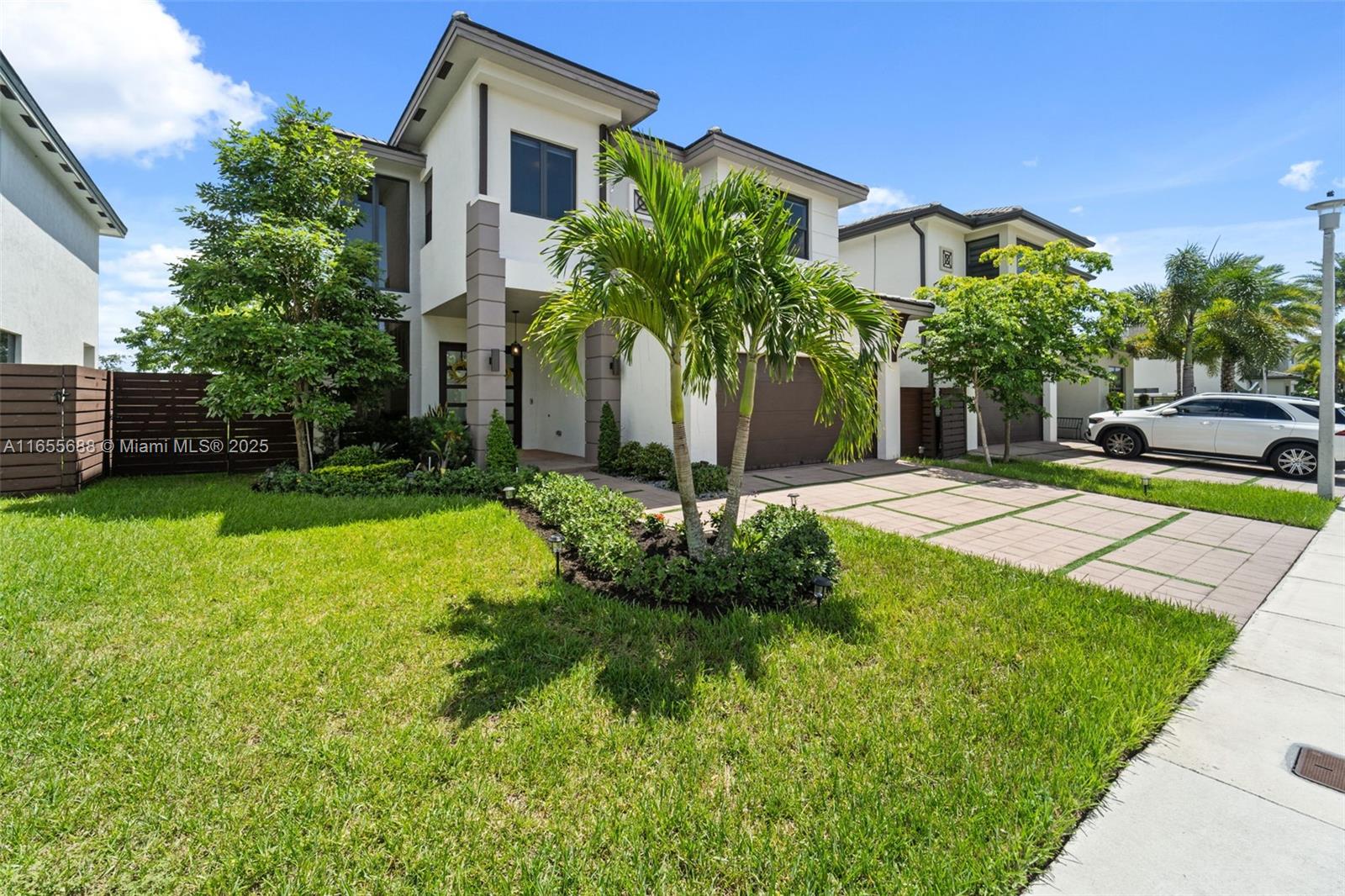 16007 NW 87th Ct, Miami Lakes, Florida image 3