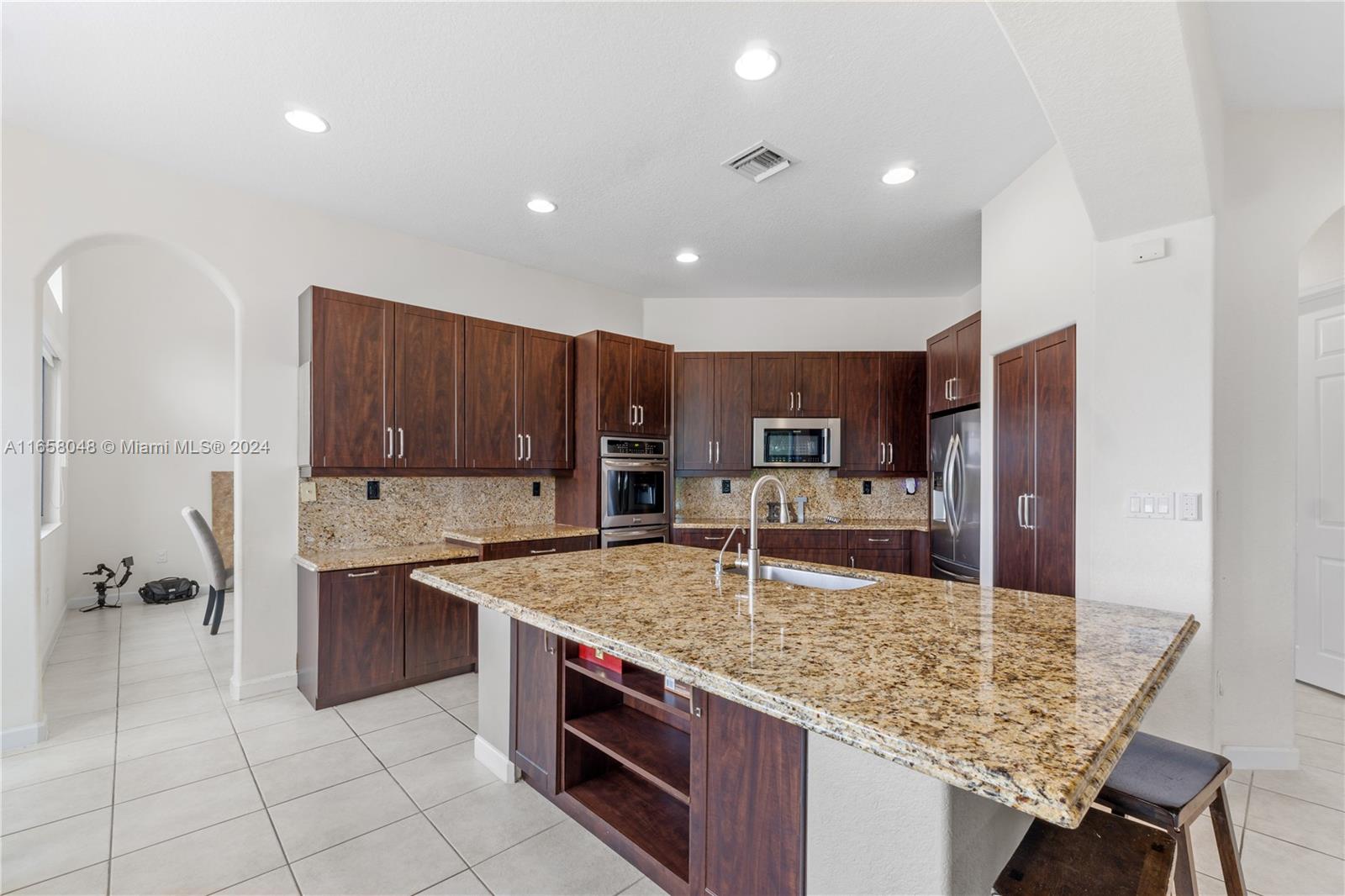 3350 SW 195th Ter, Miramar, Florida image 12