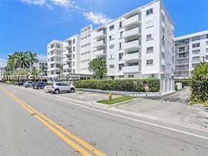 1075 92nd St #504, Bay Harbor Islands, Florida image 1