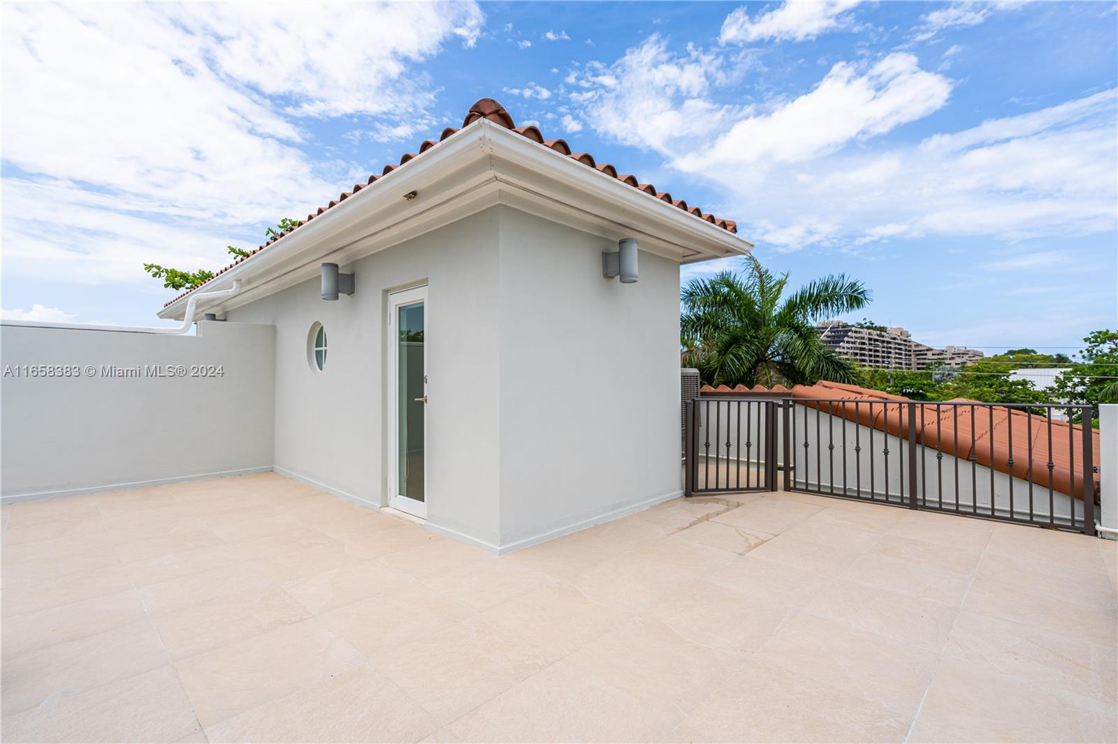 290 Fernwood Rd #1, Key Biscayne, Florida image 33