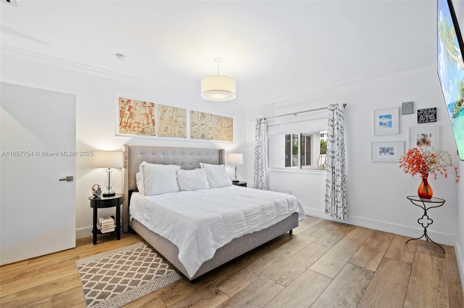 Listing Photo 15