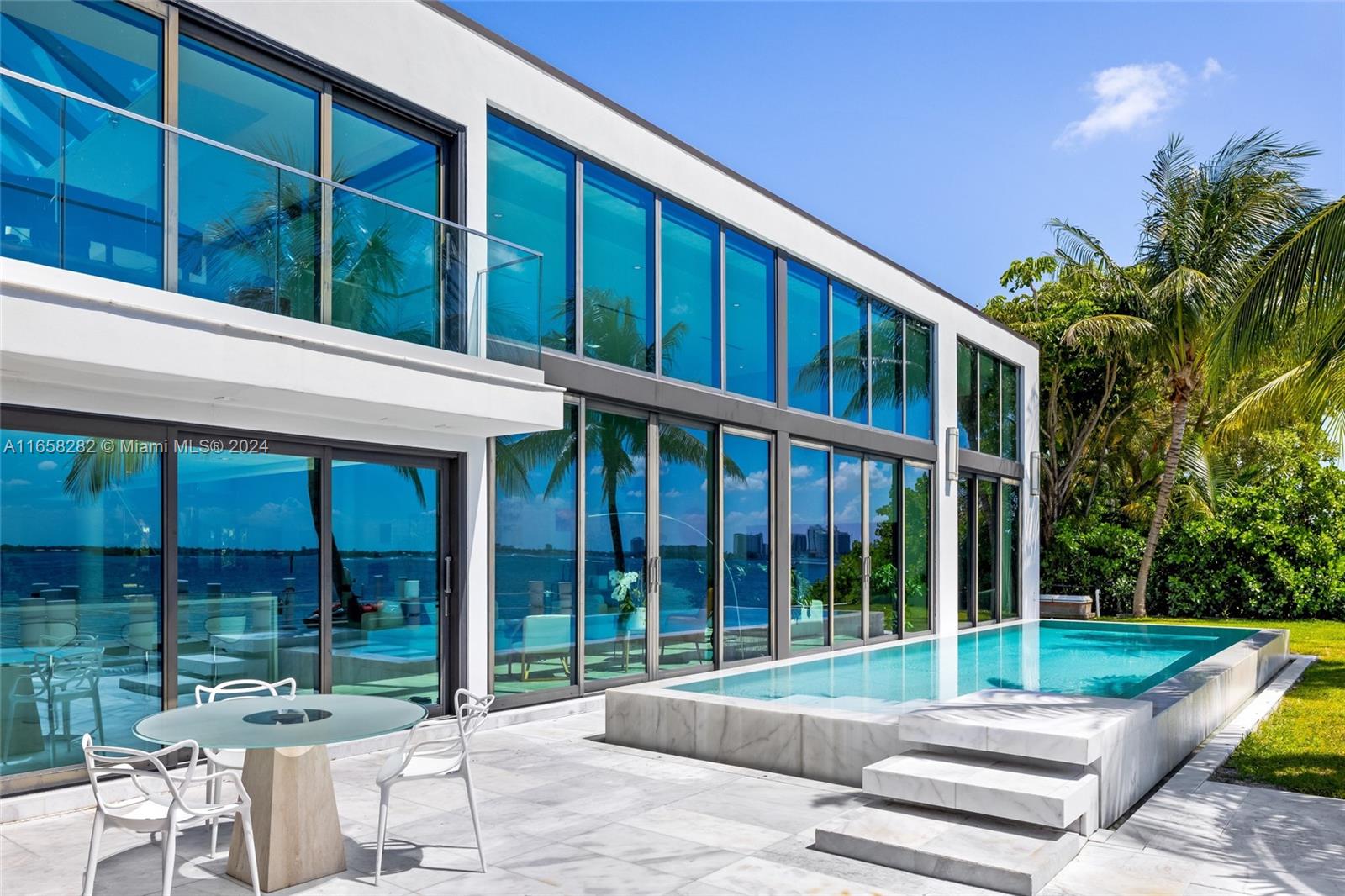 7960 Biscayne Point Cir, Miami Beach, Florida image 22