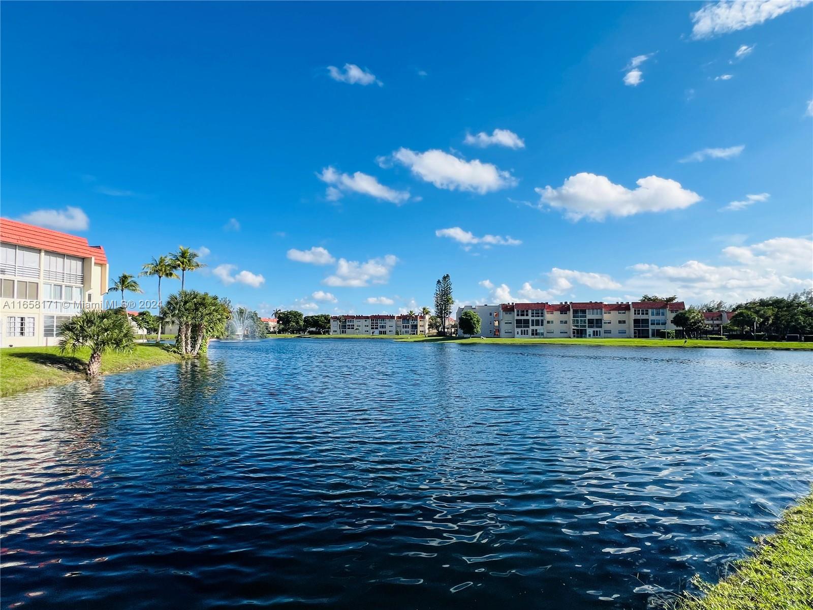 8020 N Sunrise Lakes Dr #108, Sunrise, Florida image 24