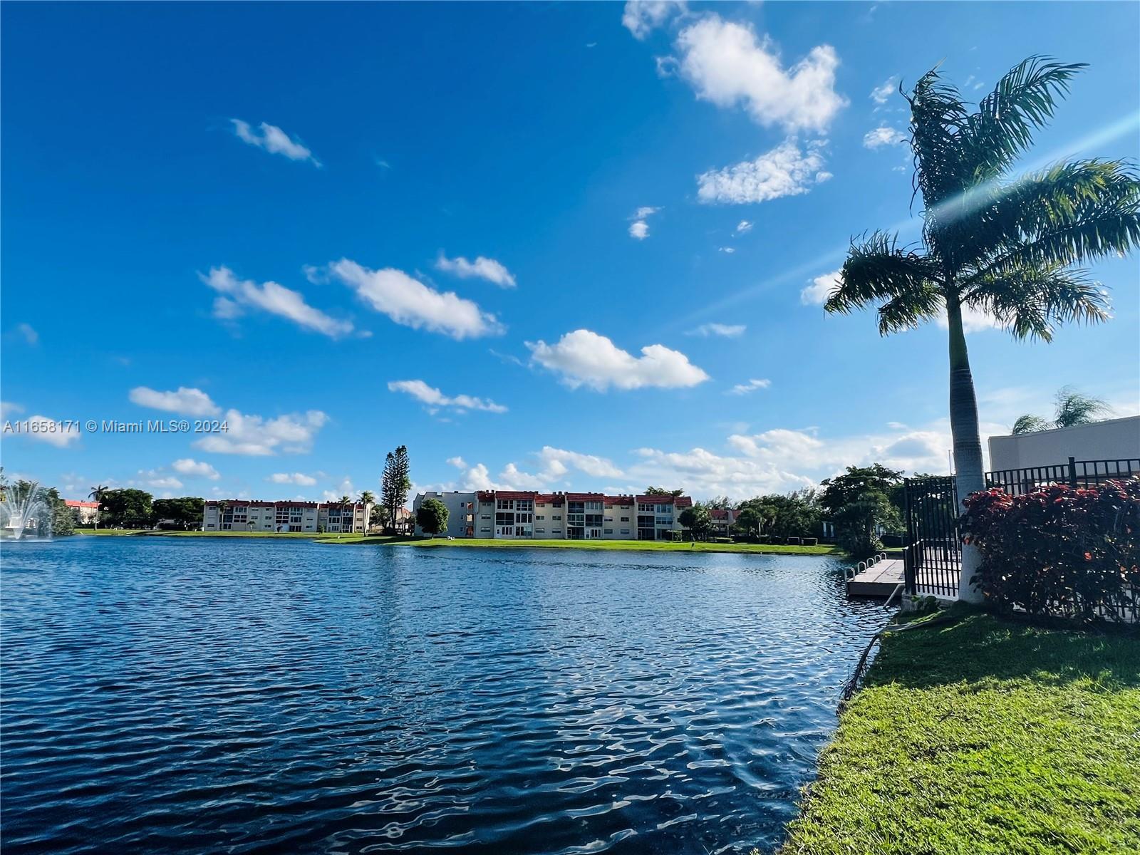 8020 N Sunrise Lakes Dr #108, Sunrise, Florida image 25