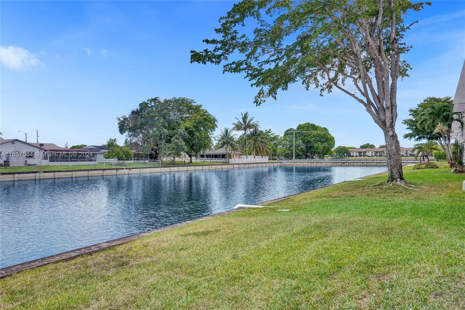 9360 Lime Bay Blvd #209, Tamarac, Florida image 27