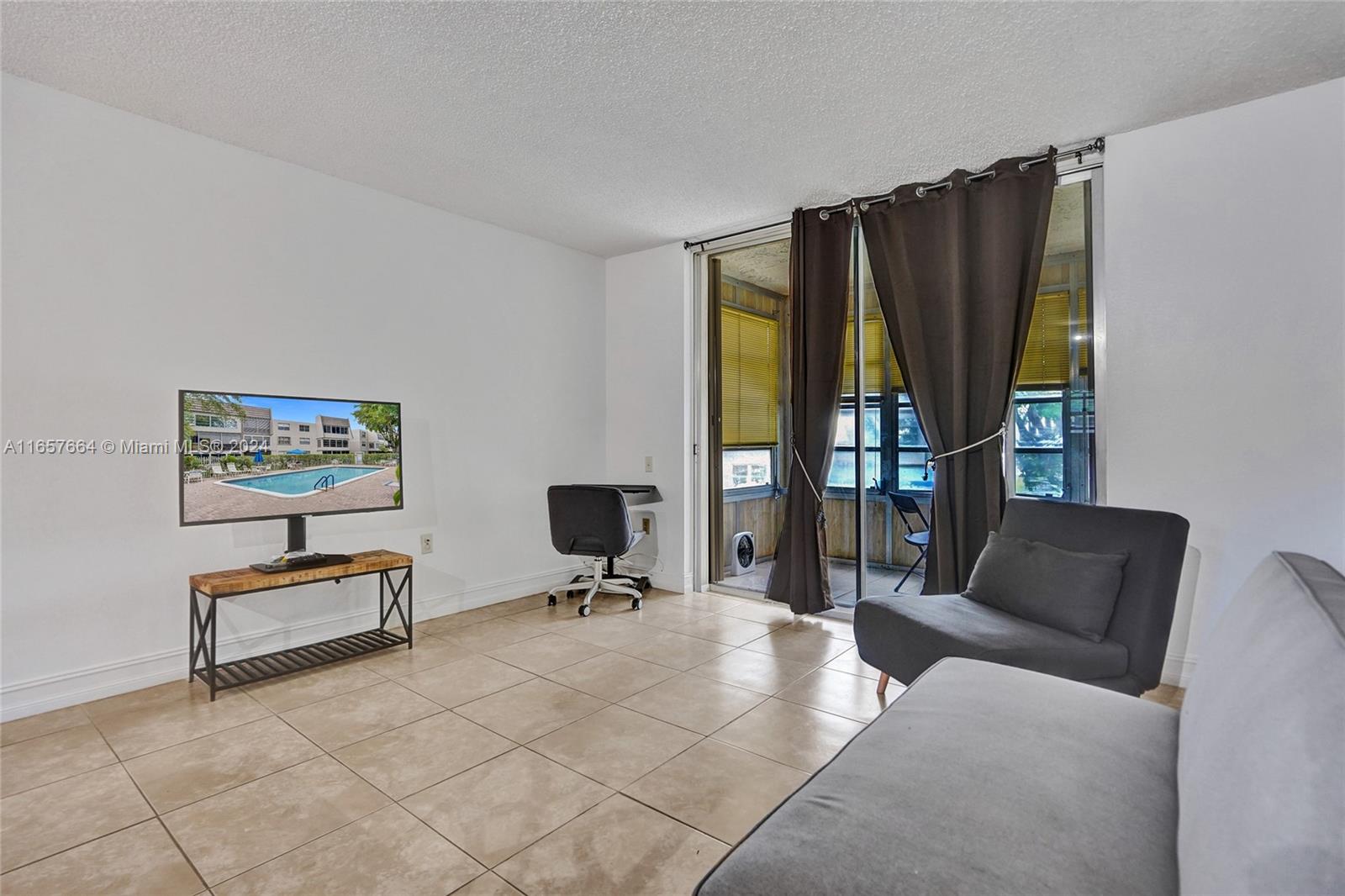 9360 Lime Bay Blvd #209, Tamarac, Florida image 5