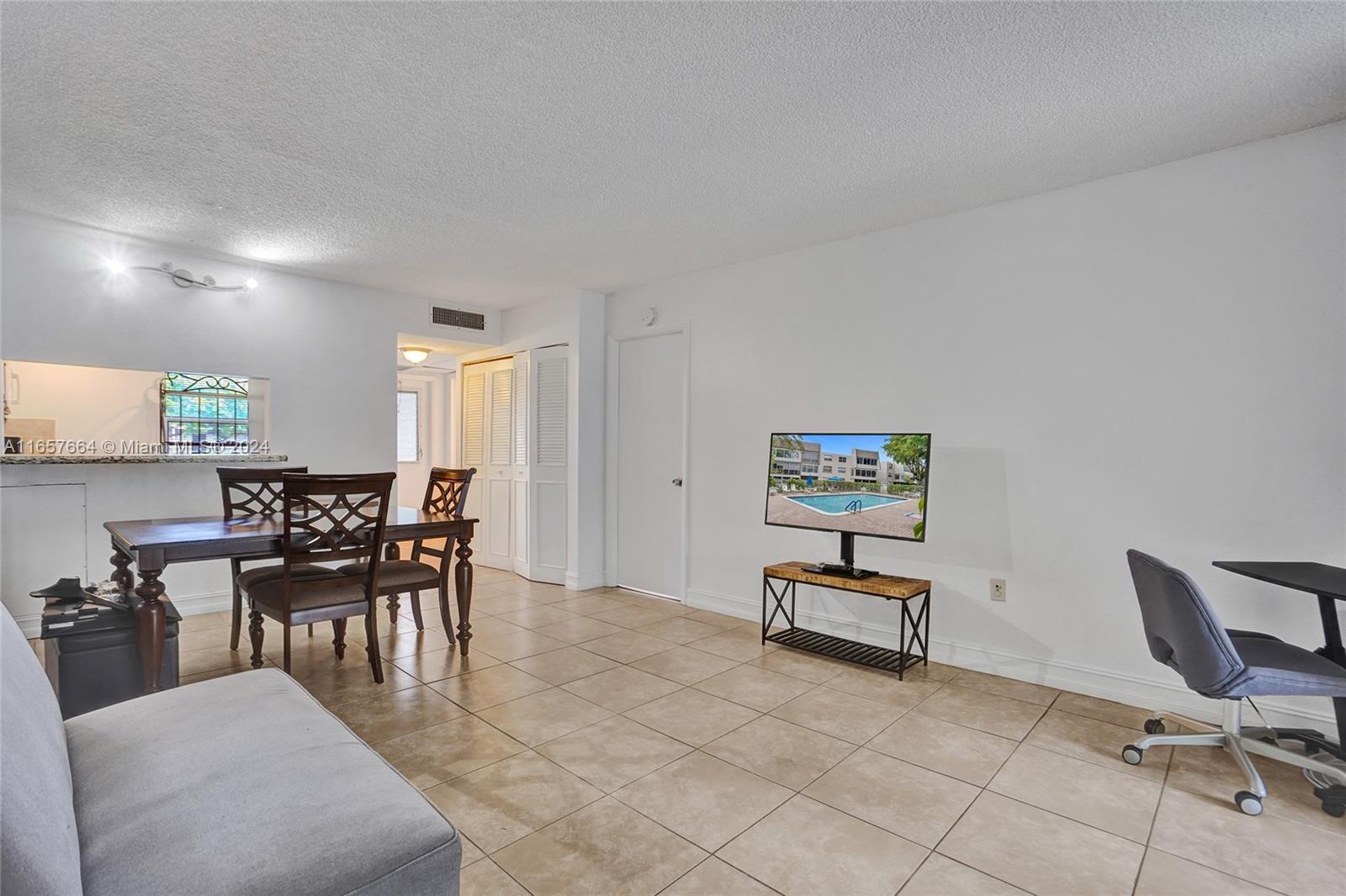 9360 Lime Bay Blvd #209, Tamarac, Florida image 6