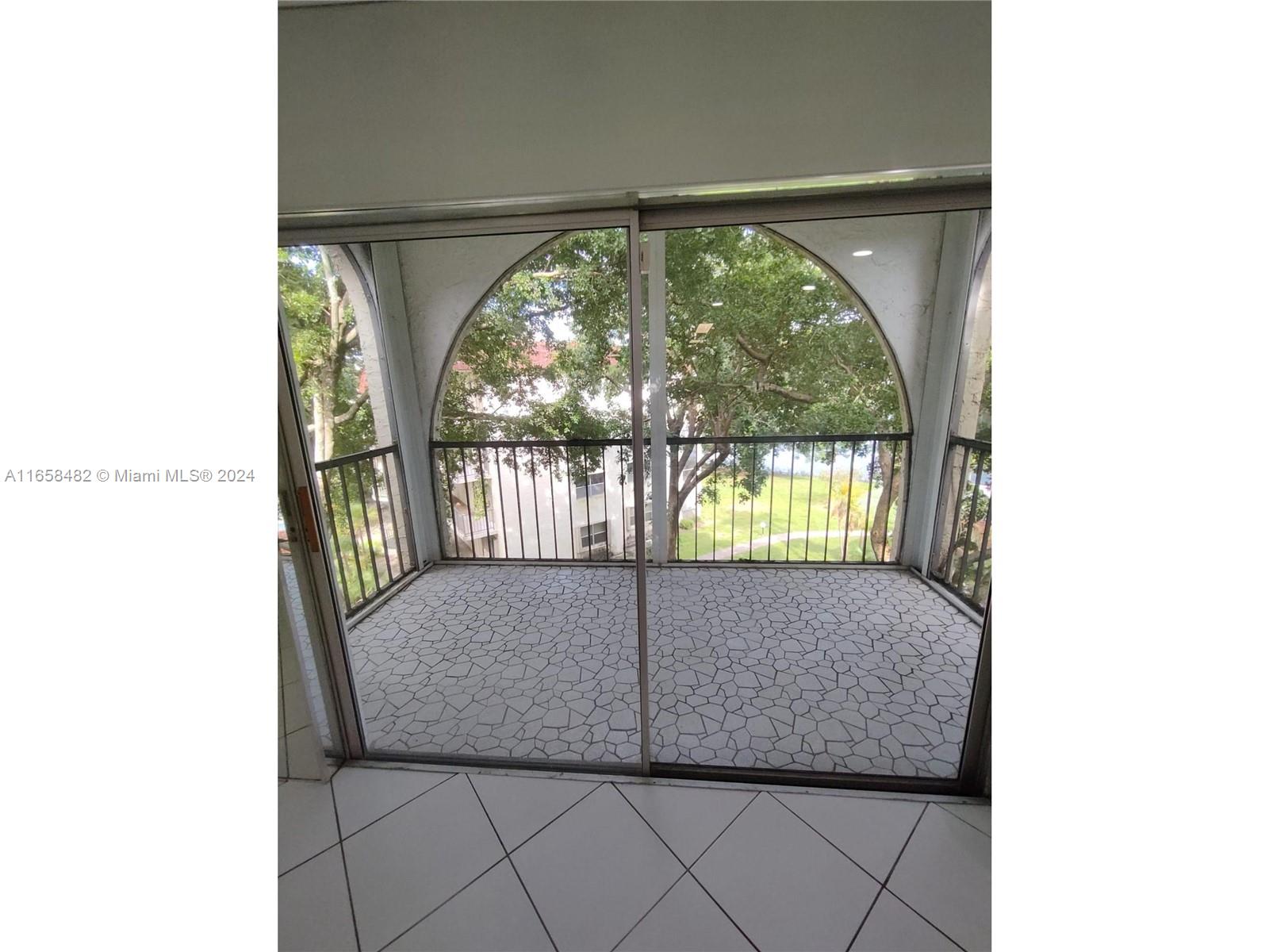 3280 Spanish Moss Ter #412, Lauderhill, Florida image 24