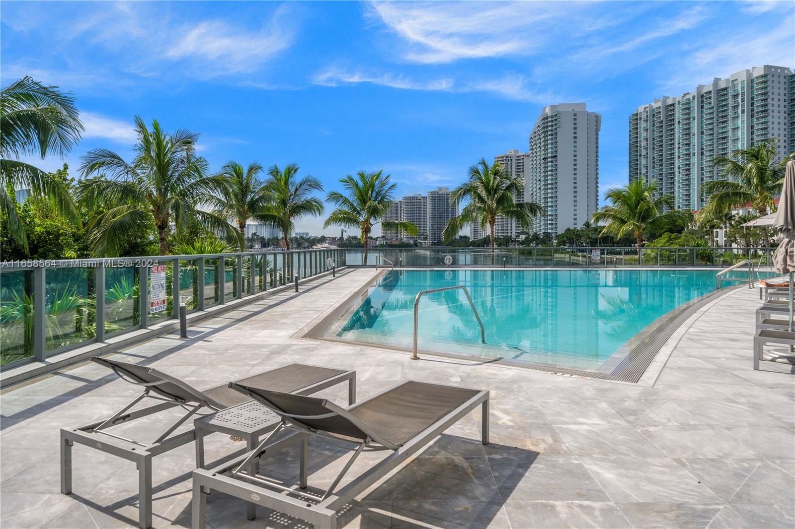 3300 NE 188th St #312, Aventura FL 33180