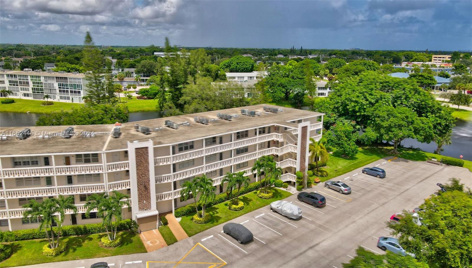 3023 Cambridge B #3023, Deerfield Beach, Florida image 4