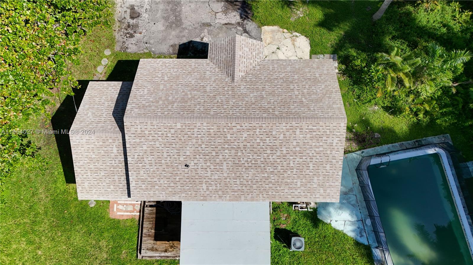 Listing Photo 15