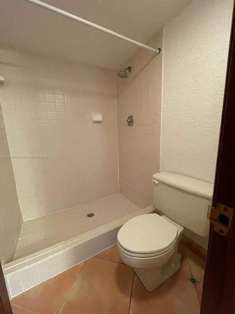 6575 W Oakland Park Blvd #511, Lauderhill, Florida image 13