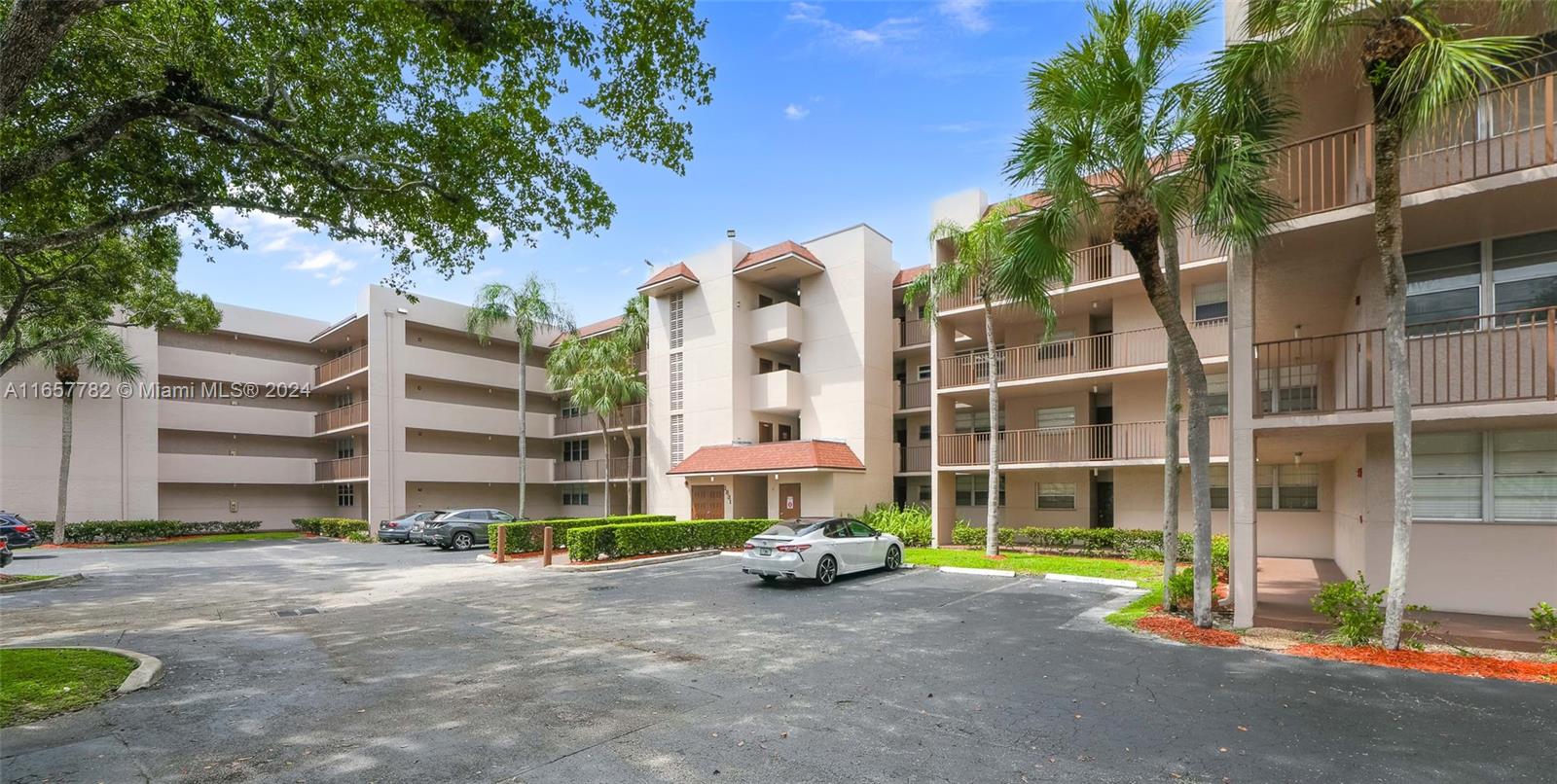 1831 Sabal Palm Dr #402, Davie, Florida image 1