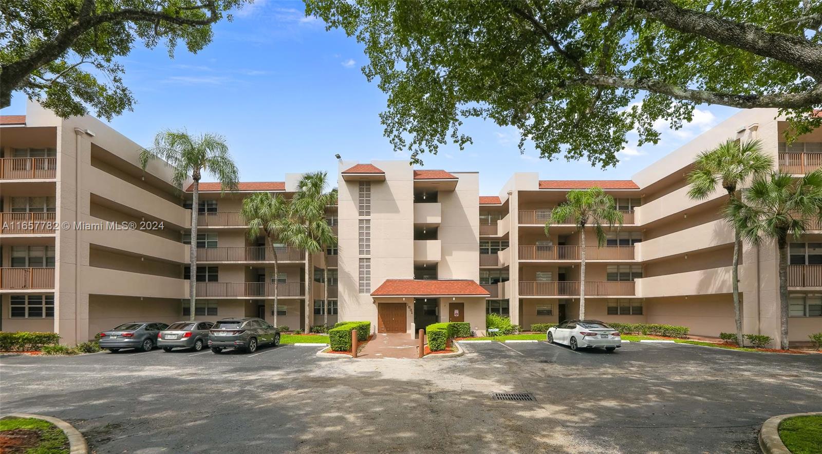 1831 Sabal Palm Dr #402, Davie, Florida image 2