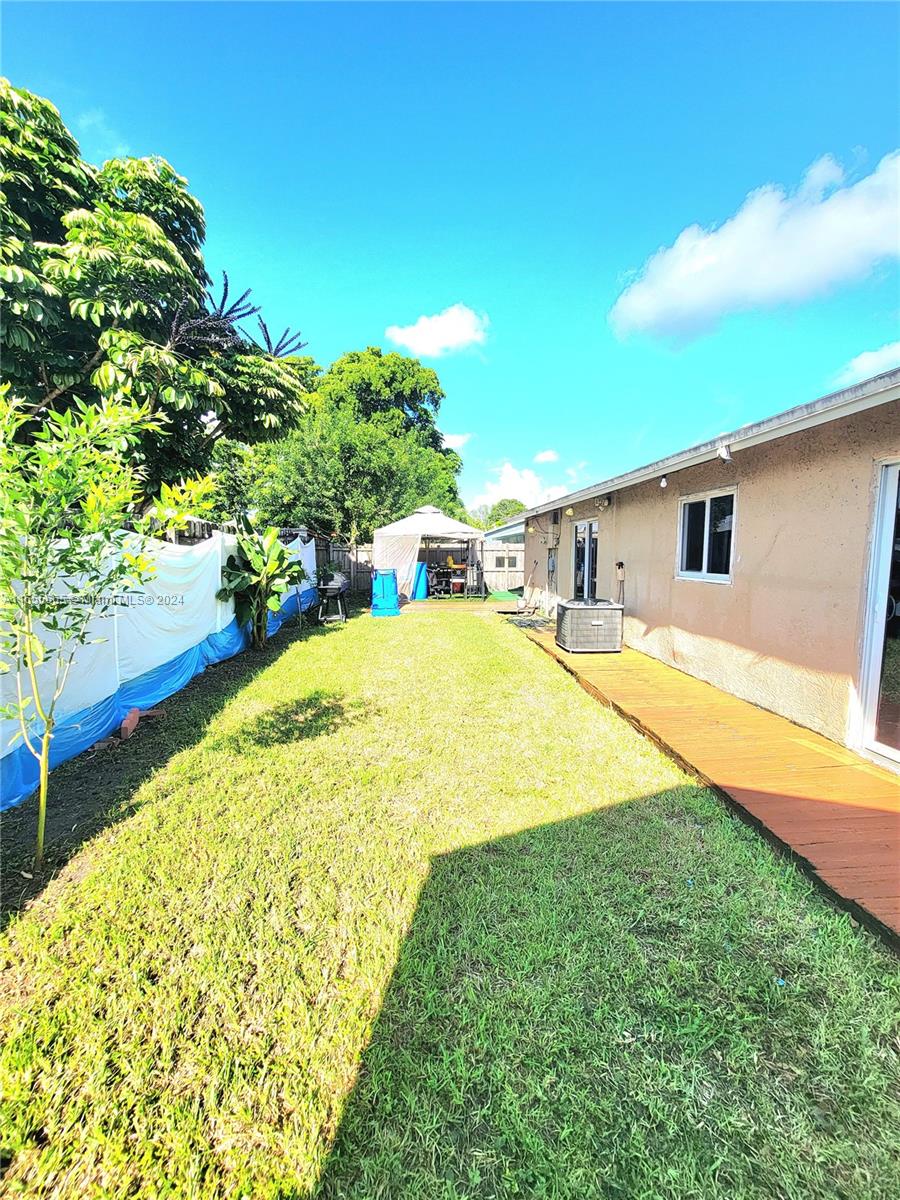 Residential, North Lauderdale, Florida image 7