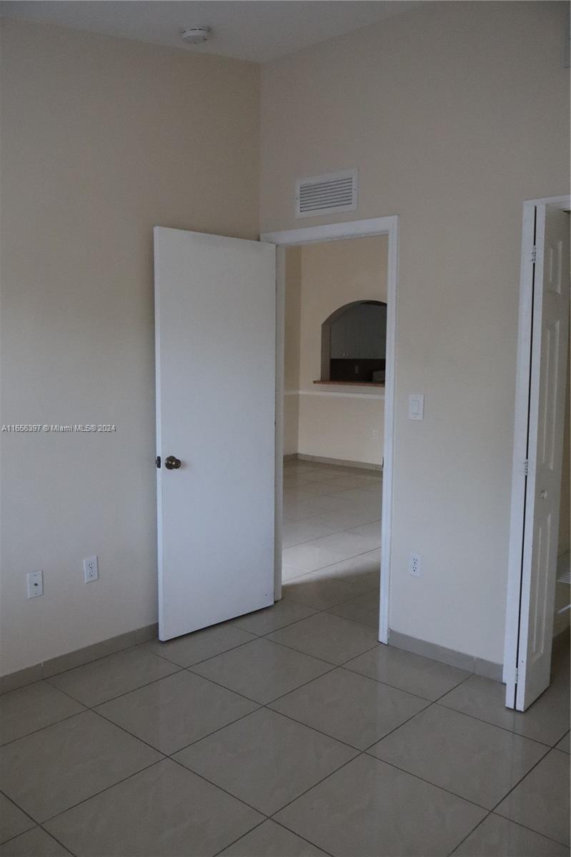 1301 SE 28th Ln #203-42, Homestead, Florida image 9