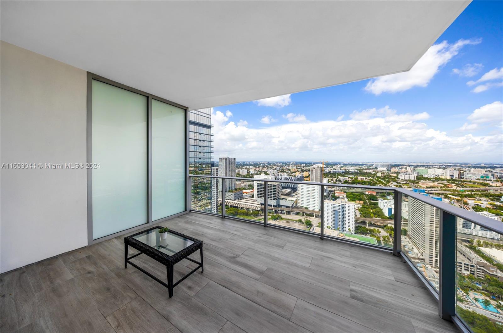 851 NE 1st Ave #4008, Miami, Florida image 32