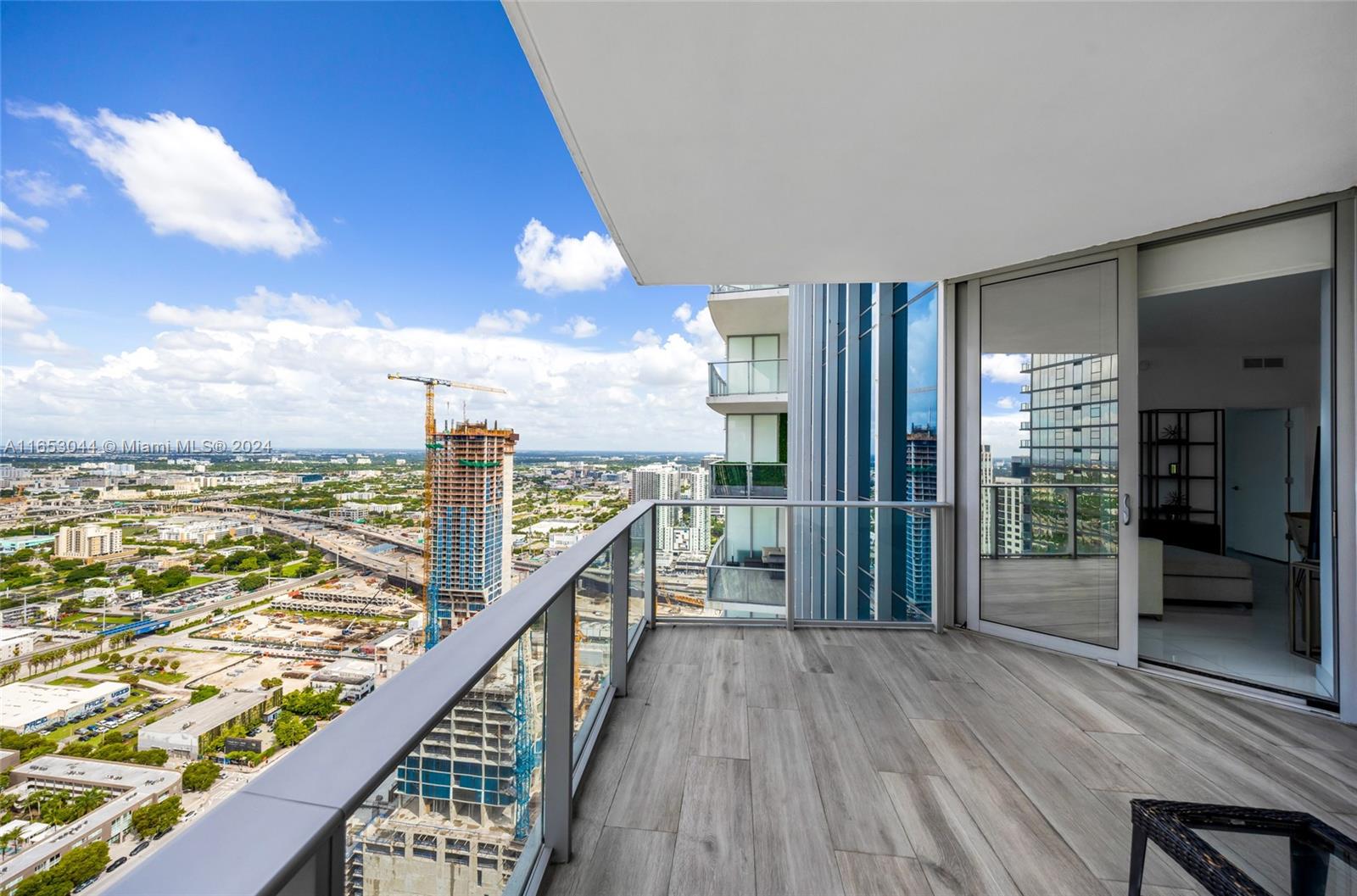 851 NE 1st Ave #4008, Miami, Florida image 34