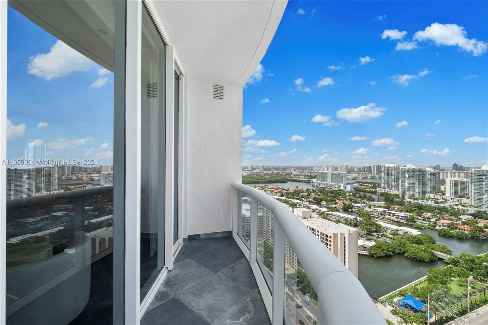 15811 Collins Ave #2904, Sunny Isles Beach, Florida image 31