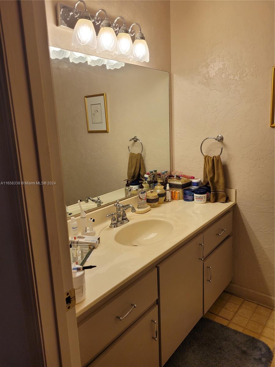 9521 NW 14th Ct #212, Pembroke Pines, Florida image 5