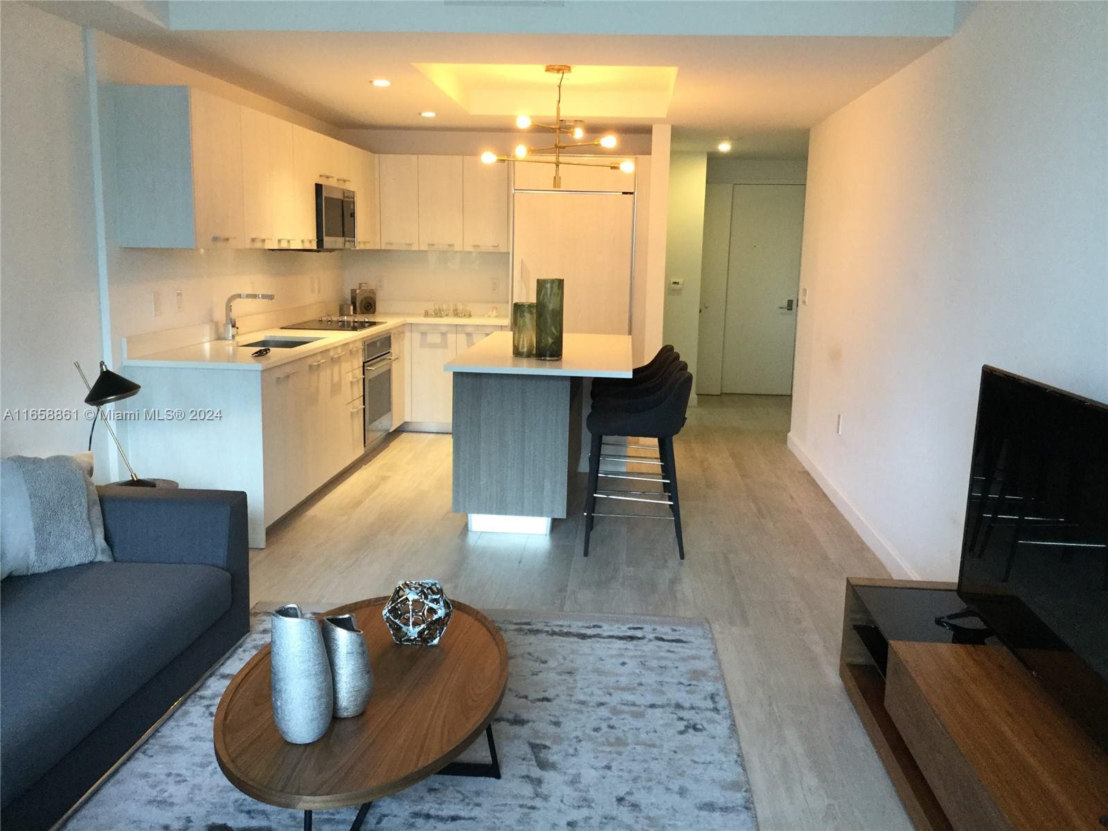 Apartamento à Venda em Miami, FL