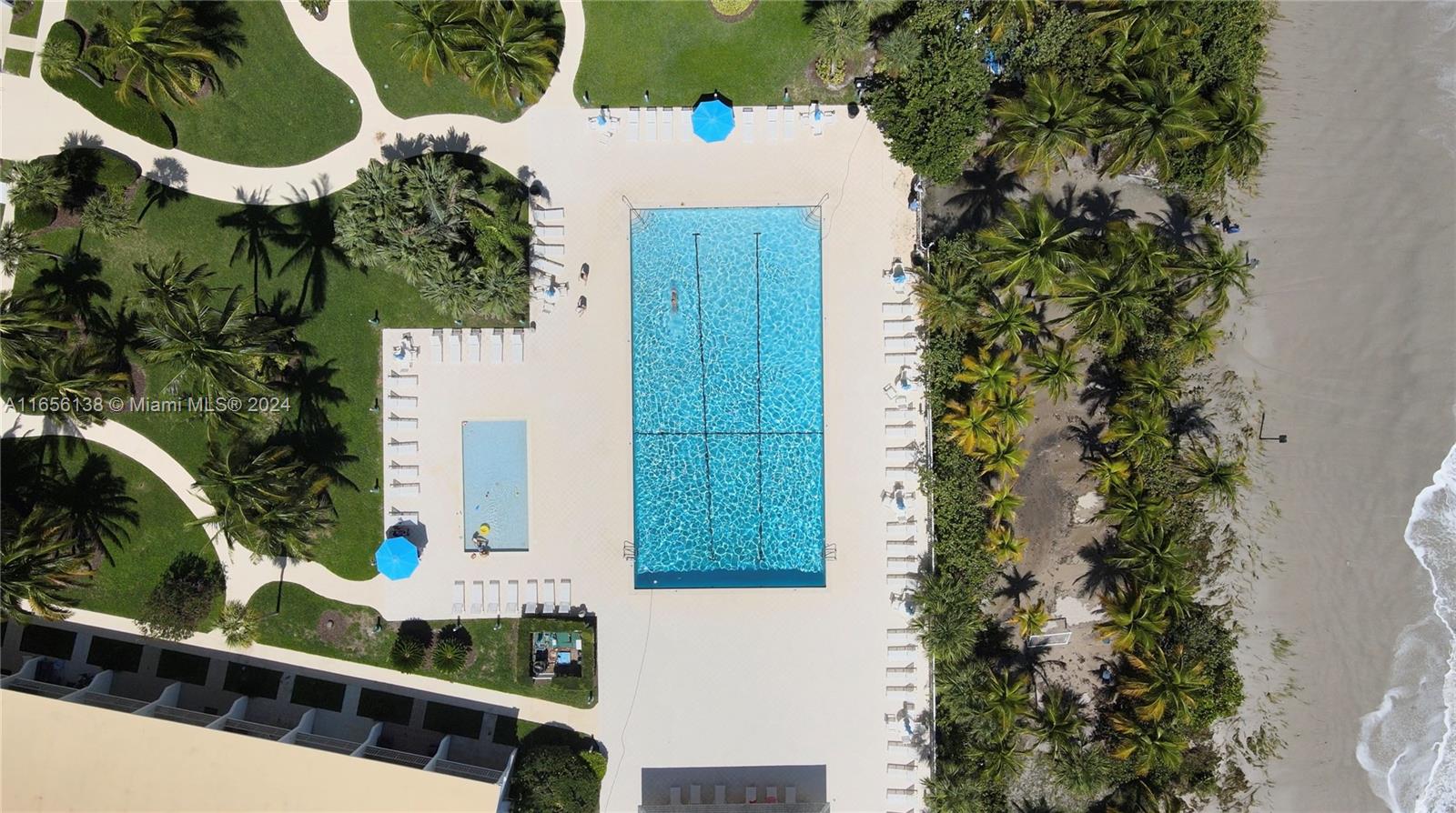 881 Ocean Dr #TH12, Key Biscayne FL 33149