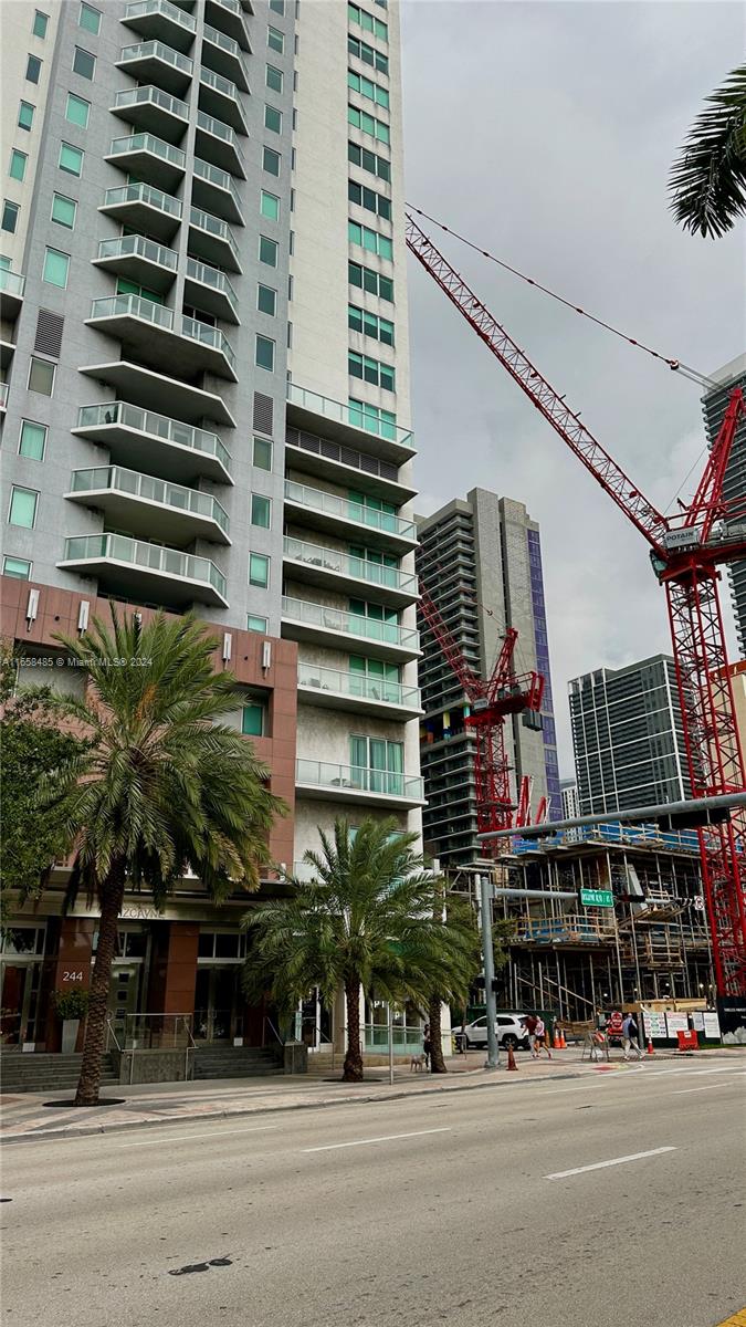 244 Biscayne Blvd #1210, Miami FL 33132