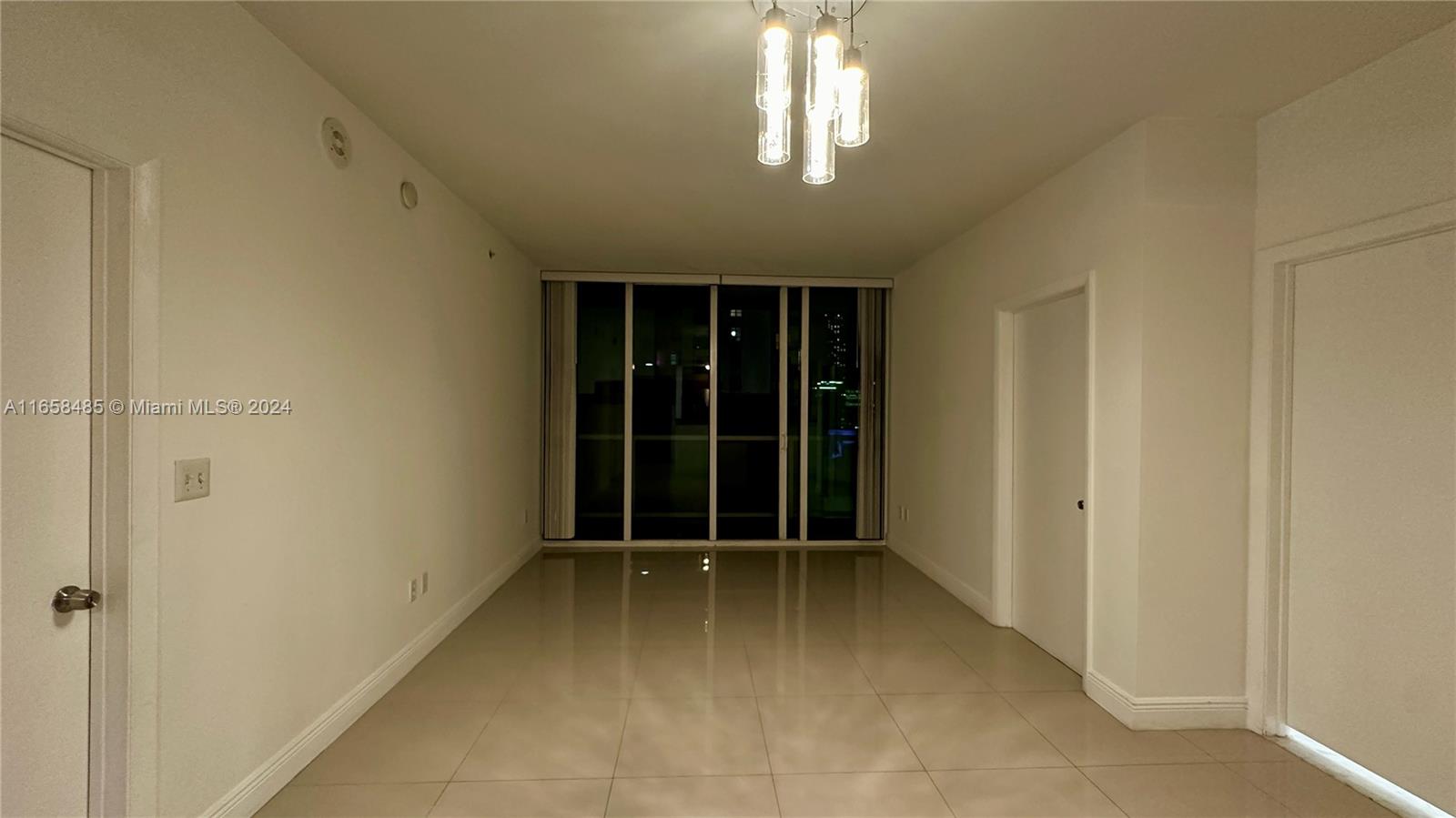 244 Biscayne Blvd #1210, Miami FL 33132