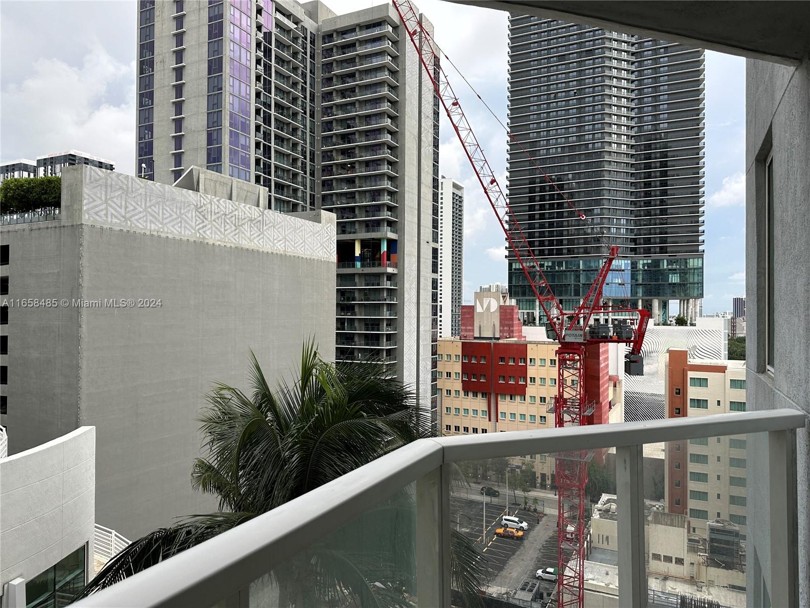 244 Biscayne Blvd #1210, Miami FL 33132