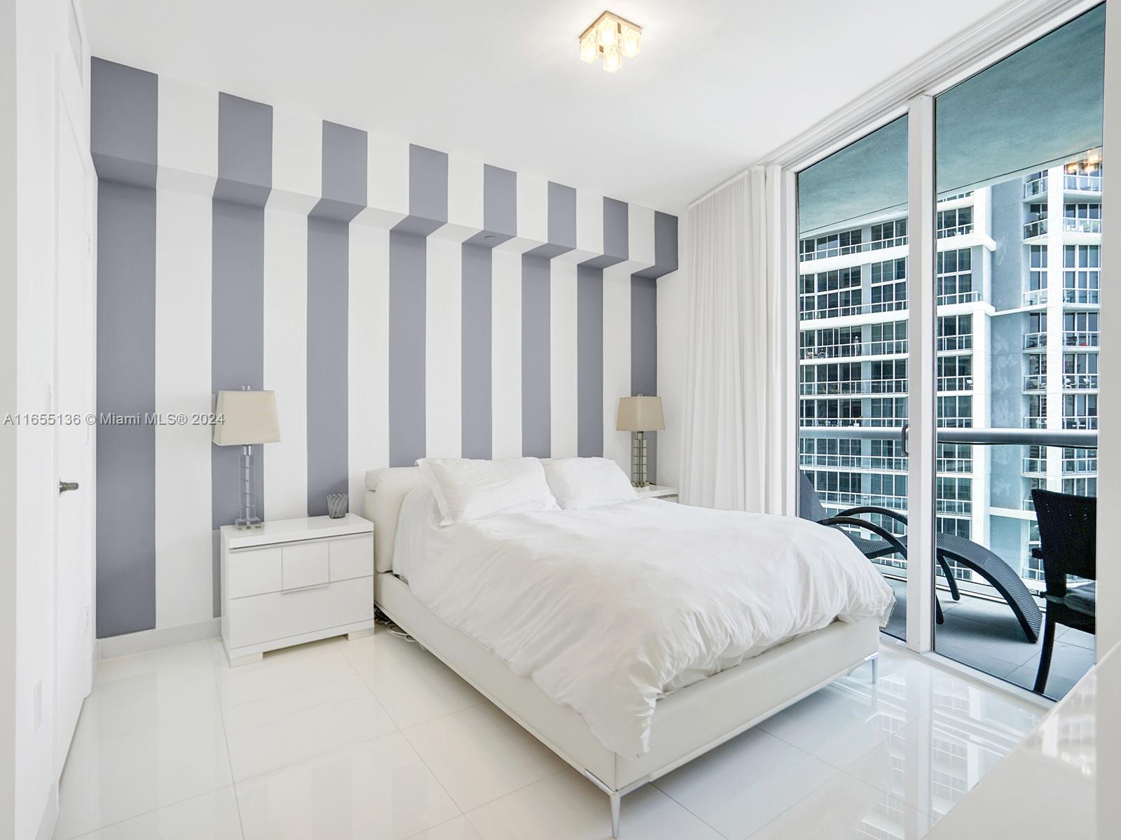 495 Brickell Ave #2504, Miami FL 33131
