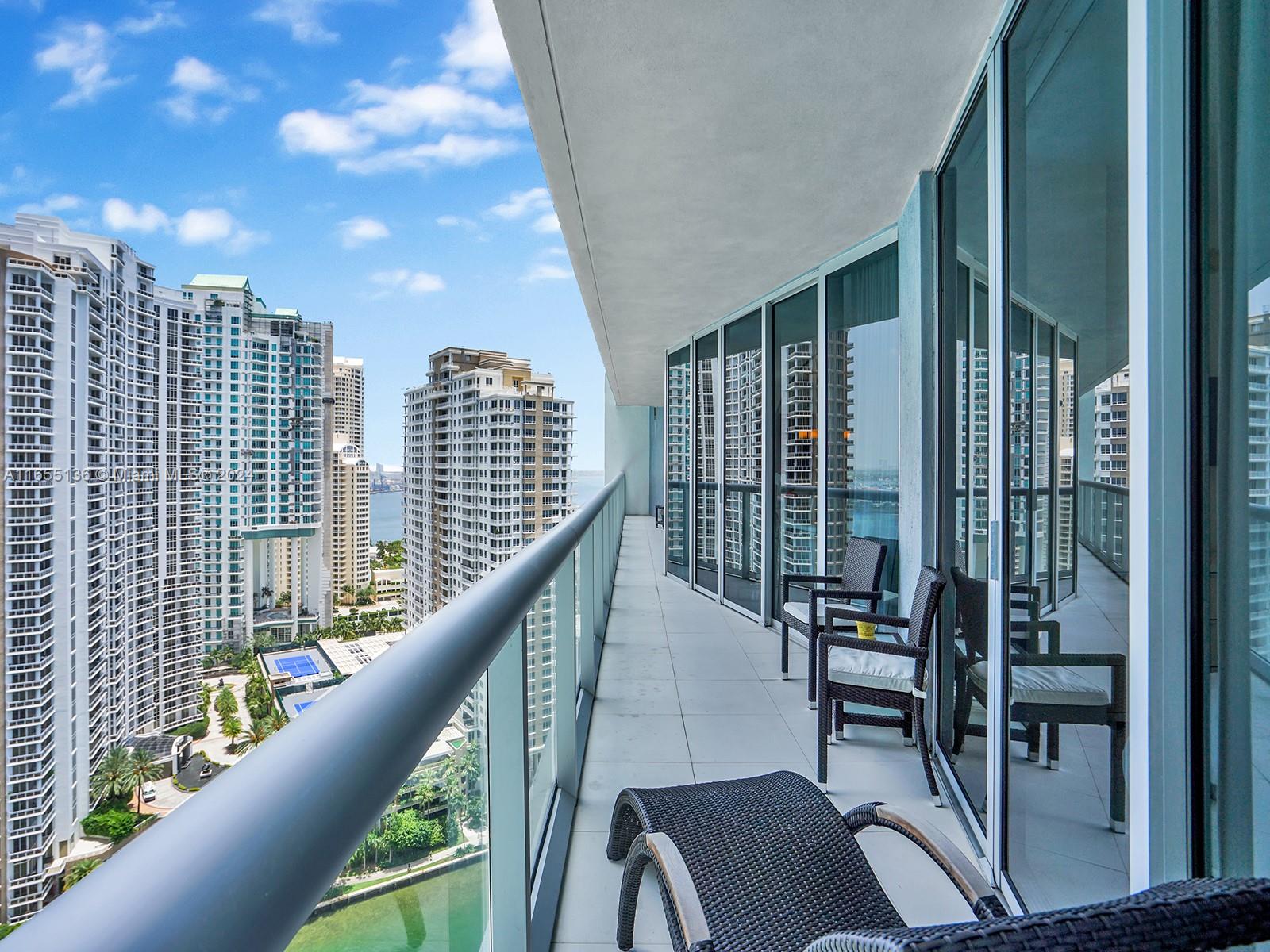 495 Brickell Ave #2504, Miami FL 33131