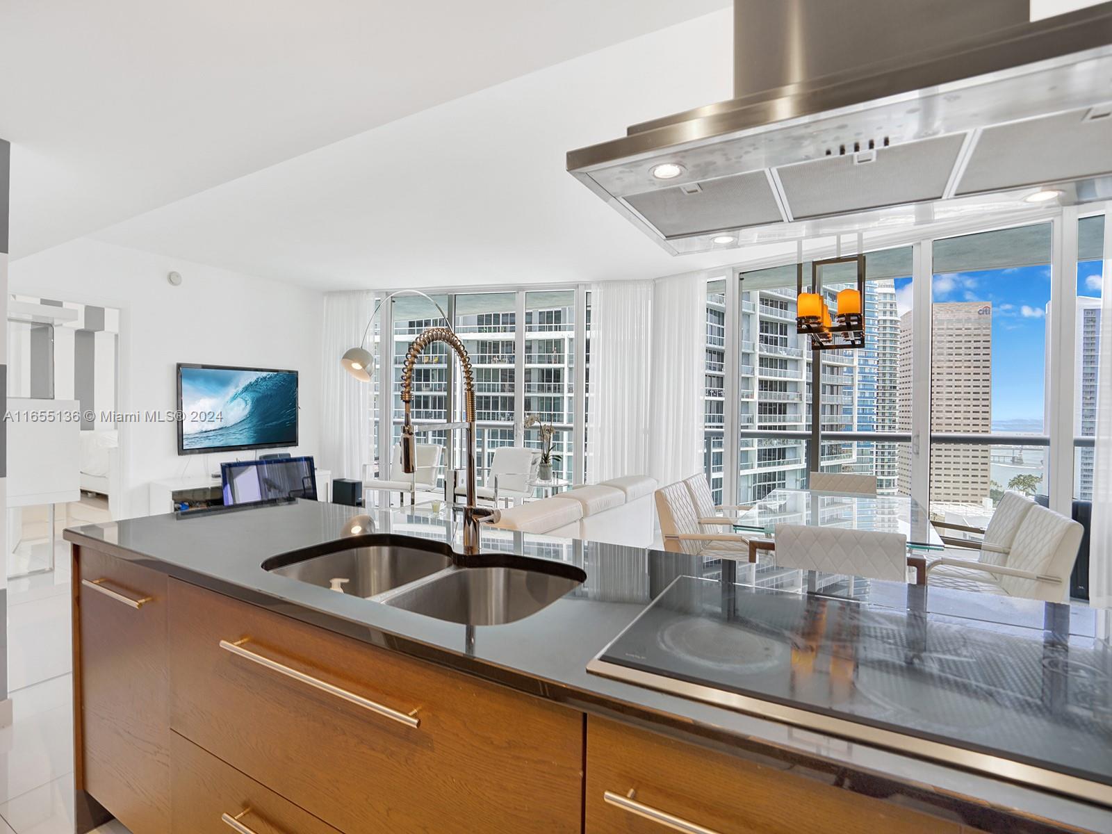 495 Brickell Ave #2504, Miami FL 33131