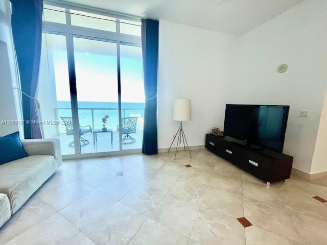 16699 Collins Ave #1003, Sunny Isles Beach FL 33160