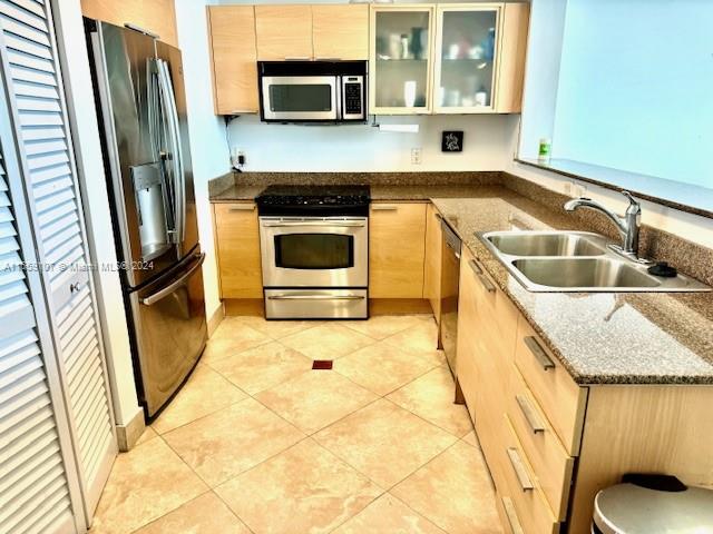 16699 Collins Ave #1003, Sunny Isles Beach FL 33160