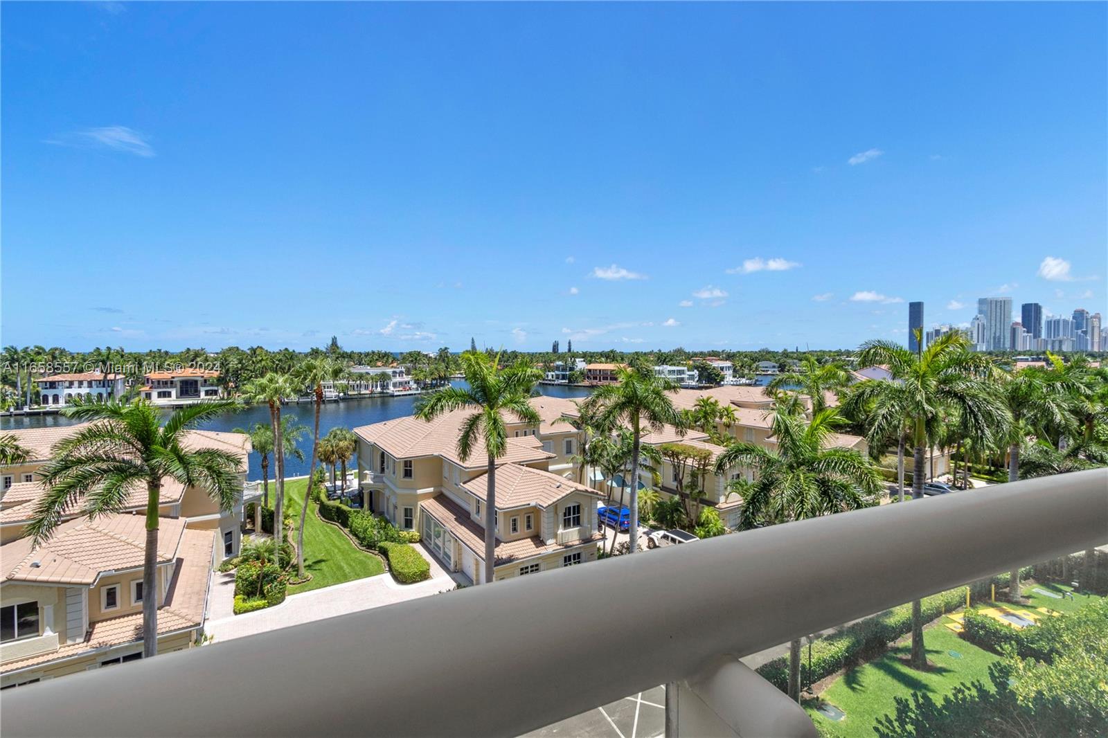 21050 Point Pl #604, Aventura, Florida image 1