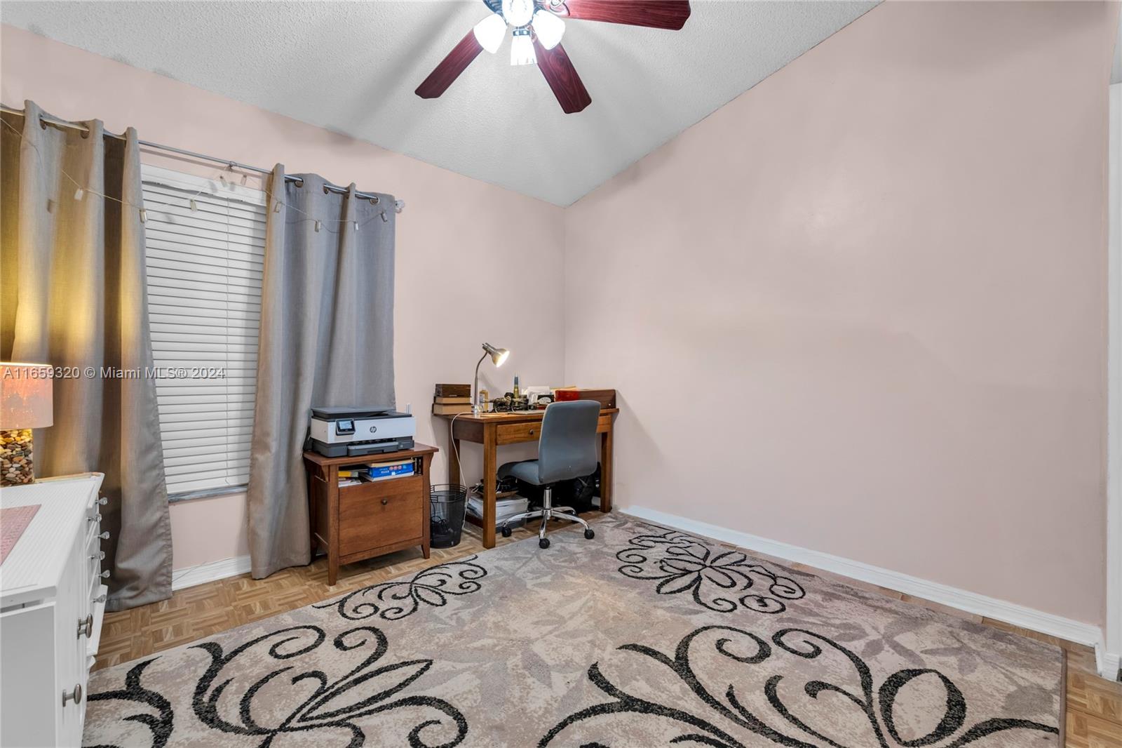Listing Photo 27