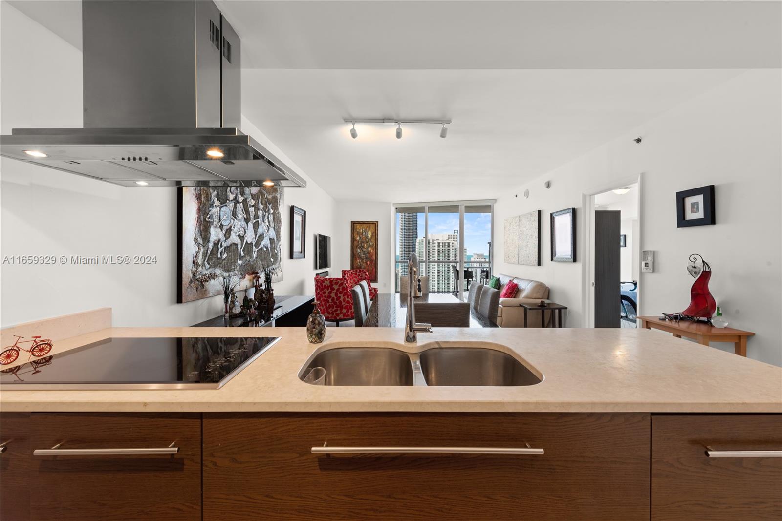 495 Brickell Ave #5207, Miami FL 33131