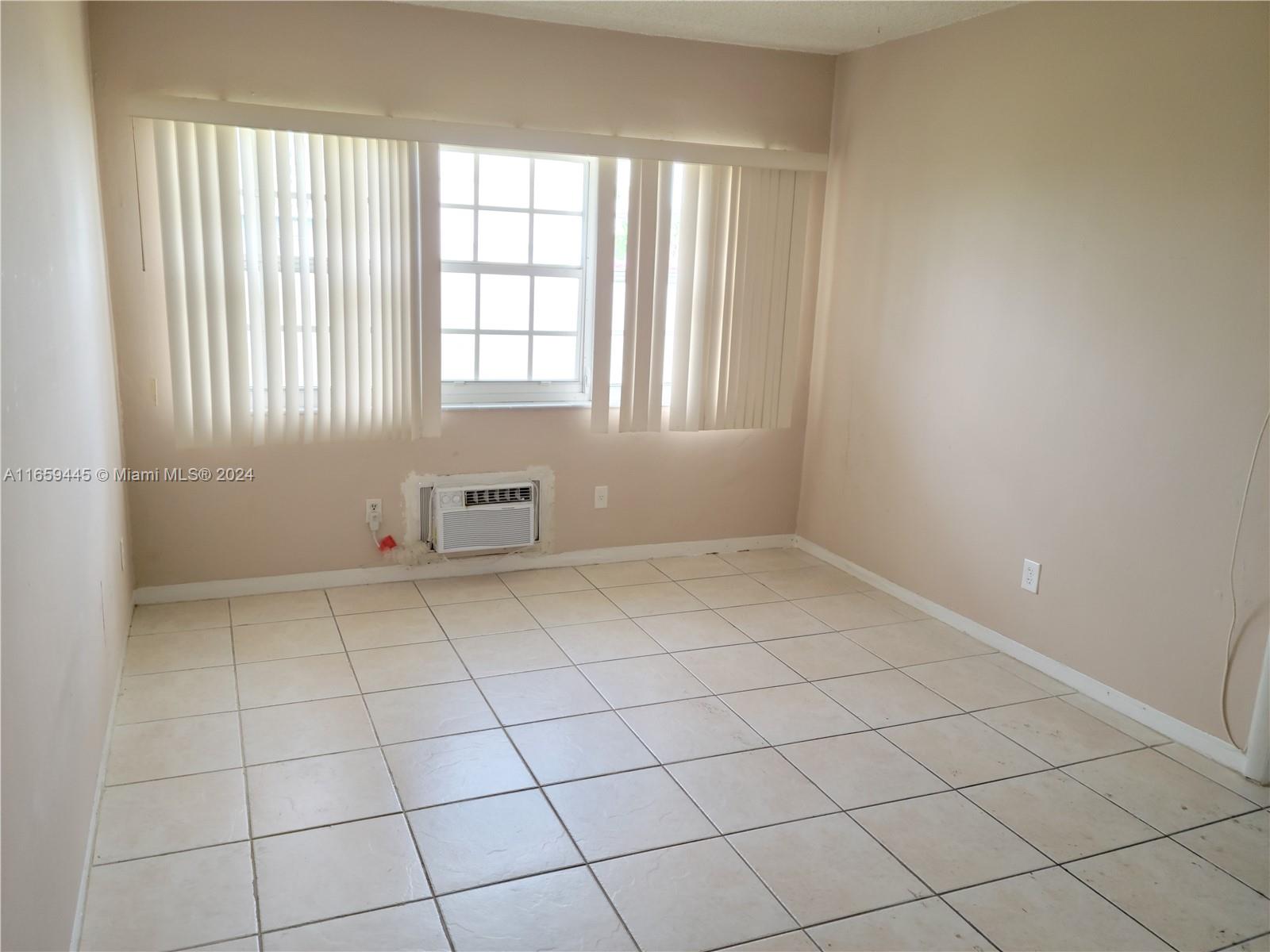 7920 East Dr #23, North Bay Village, Florida image 7