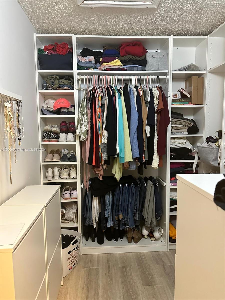 Listing Photo 30