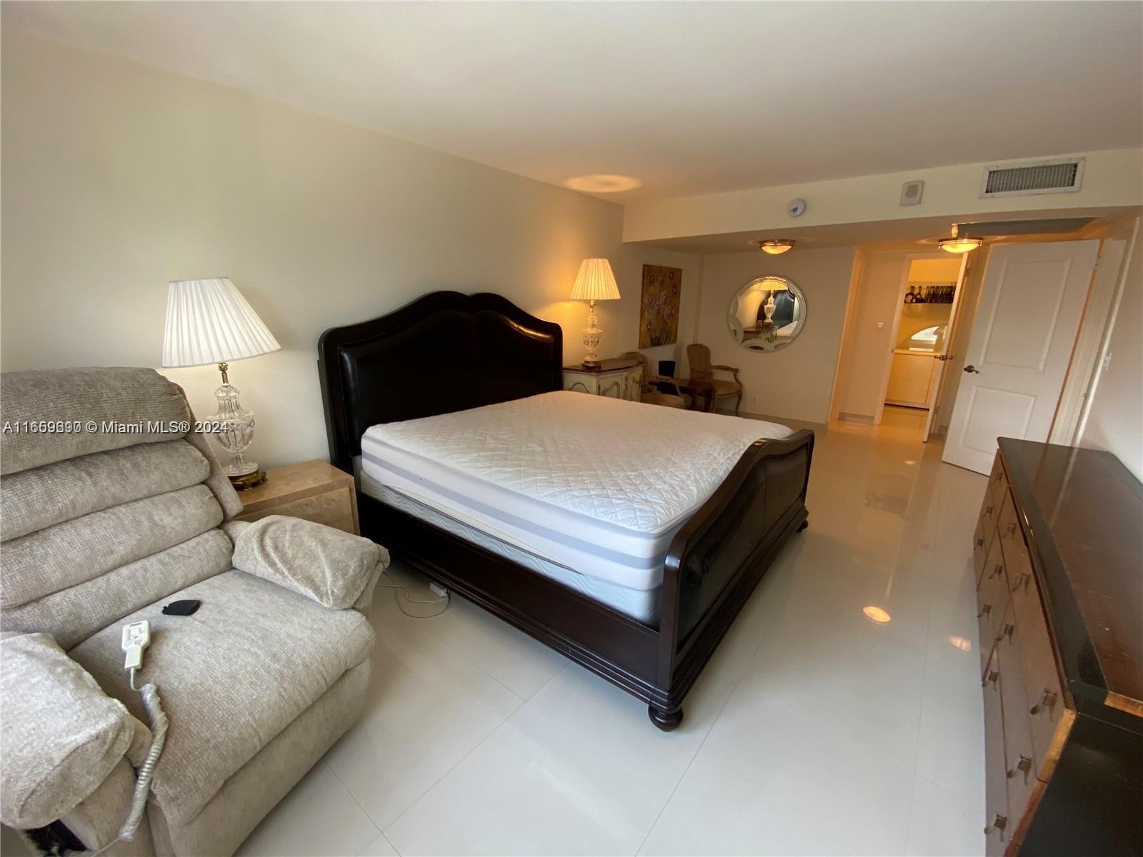 2030 S Ocean Dr #412, Hallandale Beach, Florida image 8