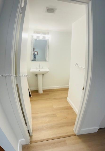 Listing Photo 12