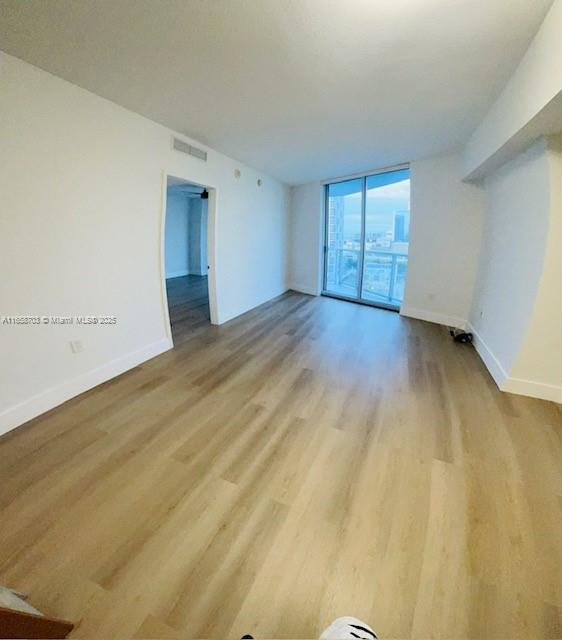 Listing Photo 14